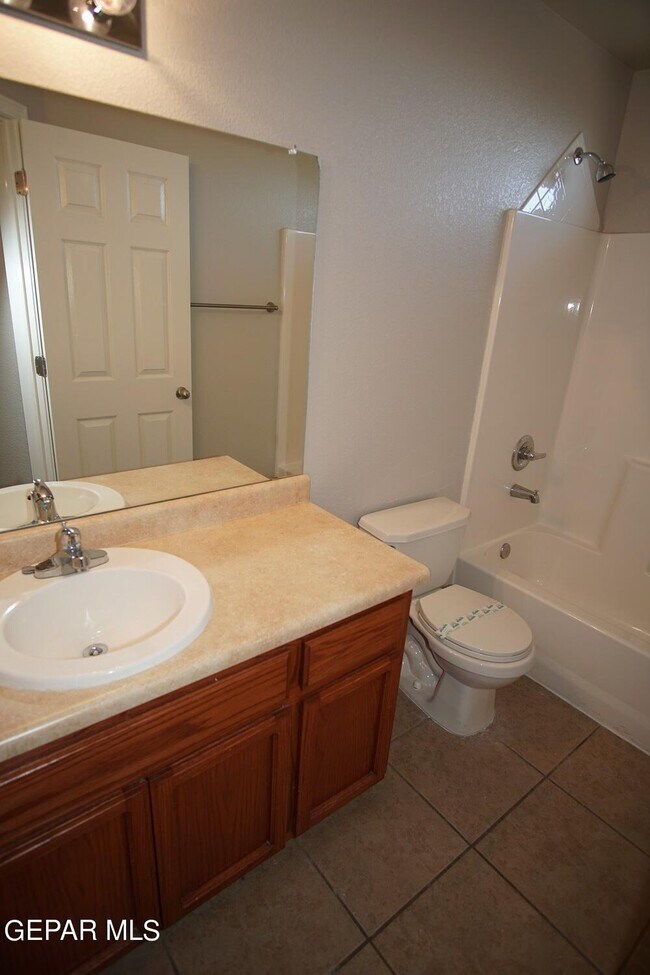 Building Photo - 11912 Mesquite Bush Dr