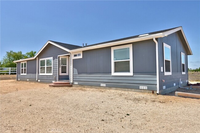 Primary Photo - 35892 Meadow Ridge Rd