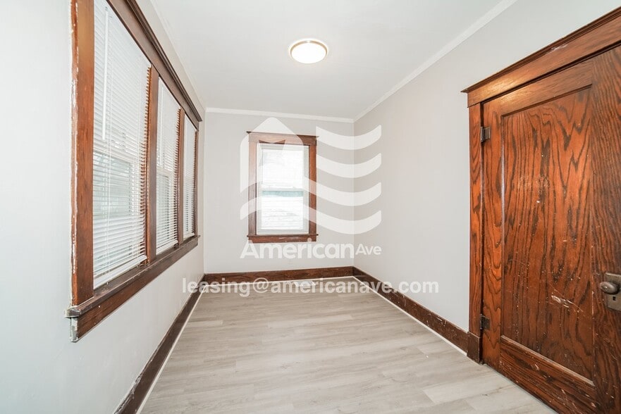Building Photo - 2107 N Peoria Ave