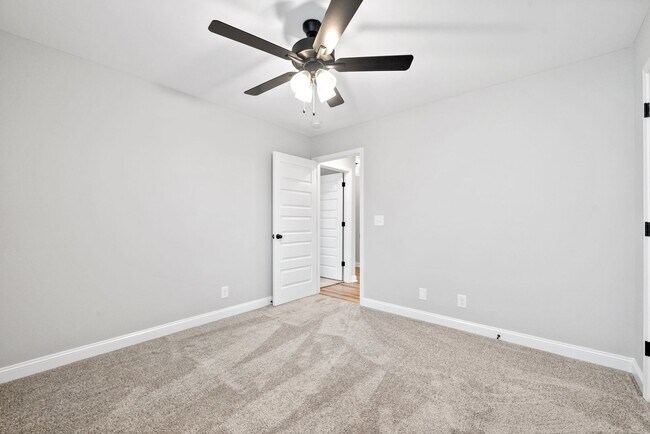 Building Photo - 3 Bedroom Home For Rent Near Liberty Church Road!