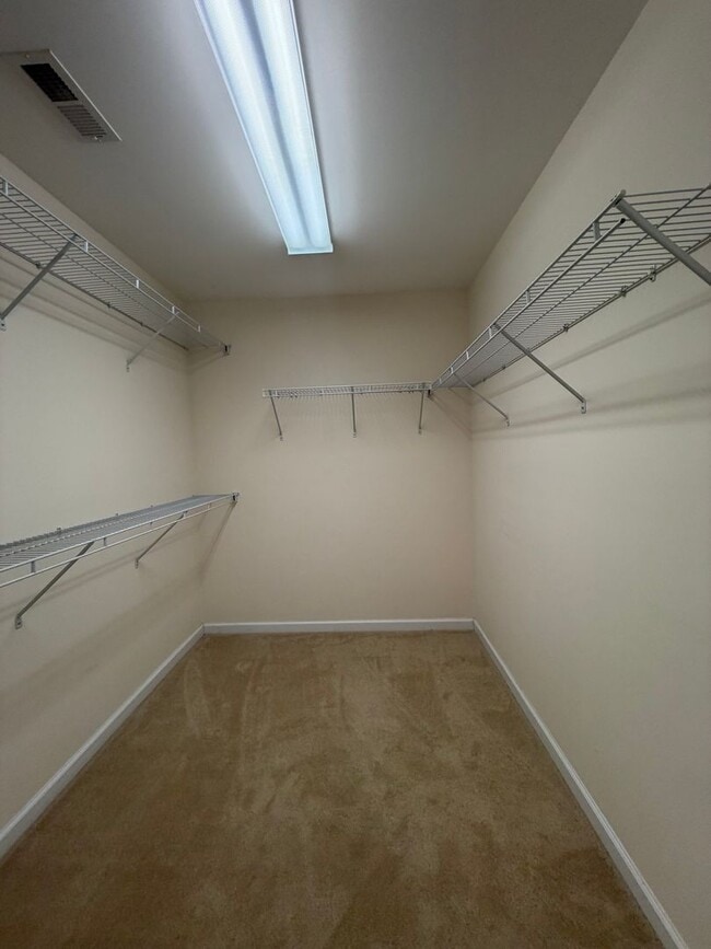 Building Photo - Brick 3/2 House in West Rome- $1,795