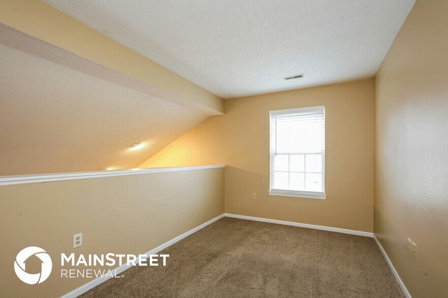 Building Photo - 6511 Hazelhatch Dr