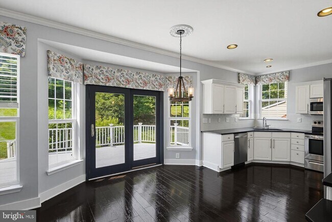 Building Photo - 6505 Autumn Wind Cir