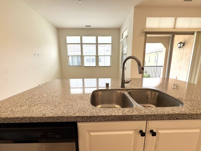 Building Photo - 64 Parkwood