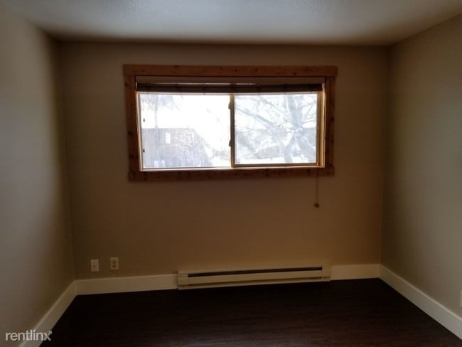 Building Photo - 750 Powderhorn Ln