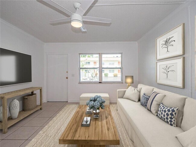 Building Photo - 923 22nd Pl