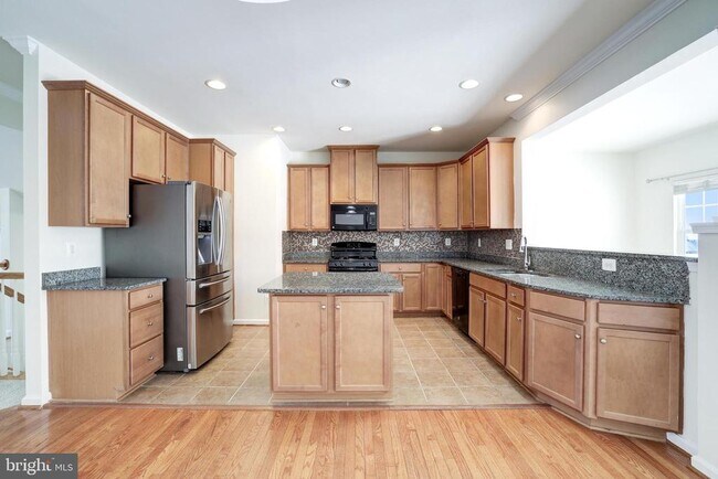 Building Photo - 25767 Double Bridle Terrace