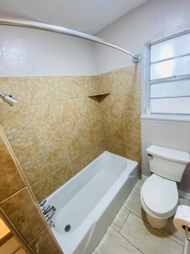 Building Photo - 106 Timber Ln Loop