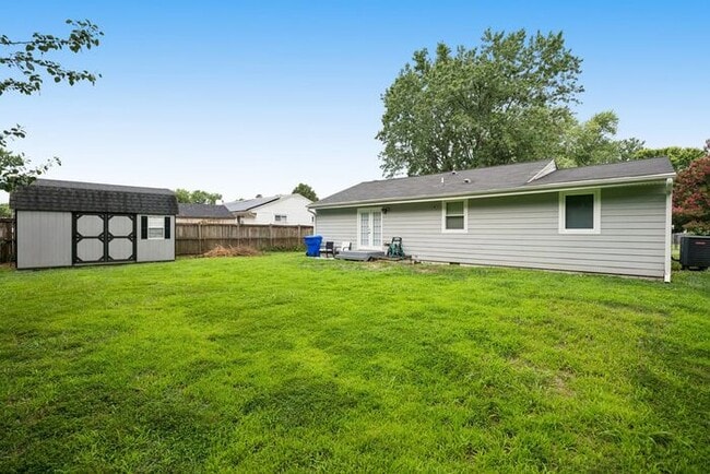 Building Photo - 7367 Gabriel Dr