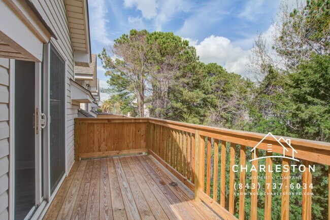 Building Photo - 4902 Lake Palmetto Ln