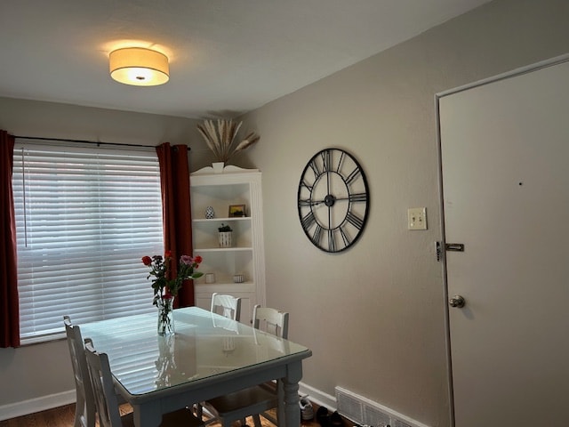 Building Photo - 6219 Nagel Ave