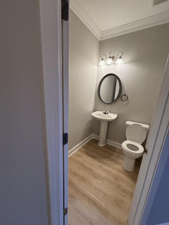 Building Photo - 5465 Vinings Lake Way SW