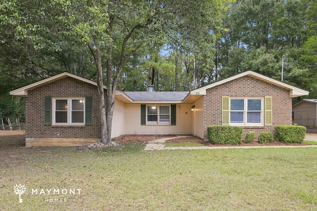Building Photo - 3591 Robert E Lee Dr