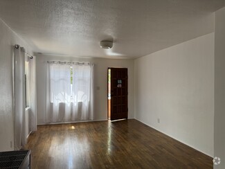 Building Photo - 506 Kathryn Ave