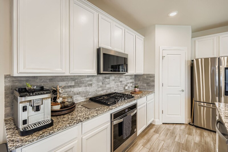 Building Photo - 497 Purple Heart Dr