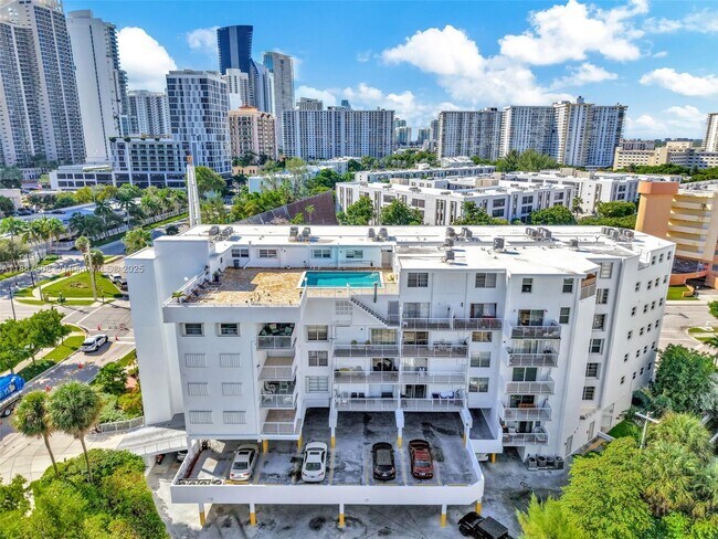 Building Photo - 17800 Atlantic Blvd