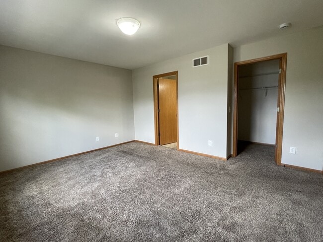 Building Photo - 3721 Frosted Leaf Dr