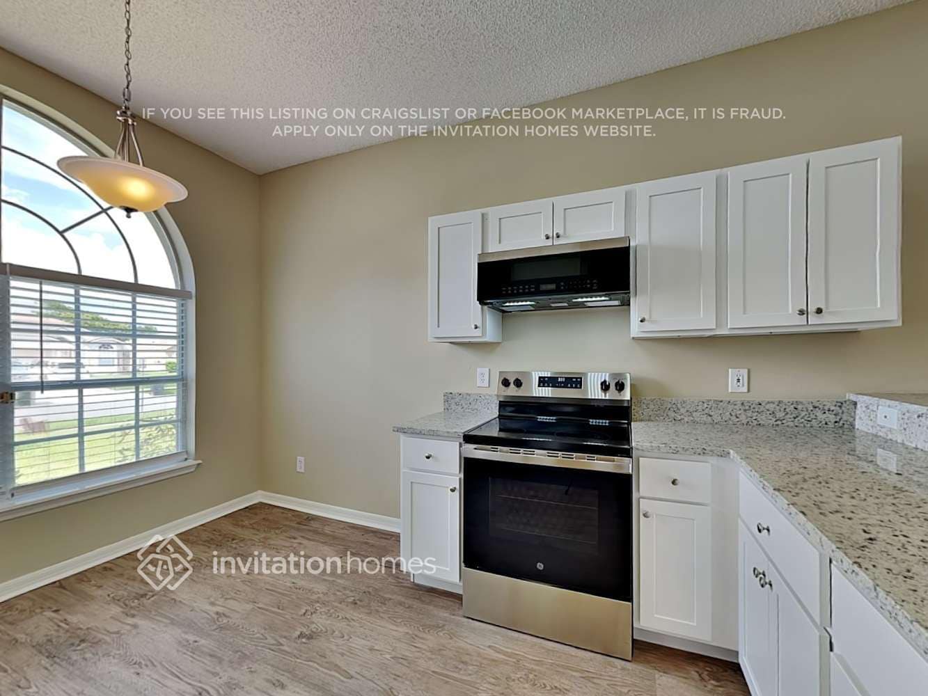 Building Photo - 113 Woodbury Pines Cir