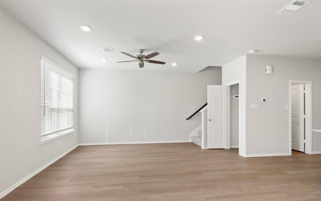 Building Photo - 11906 Amber Oak Wy