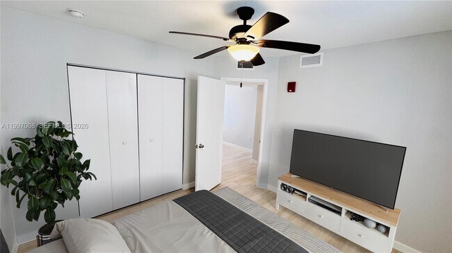 Building Photo - 1737 NW 3rd Ave