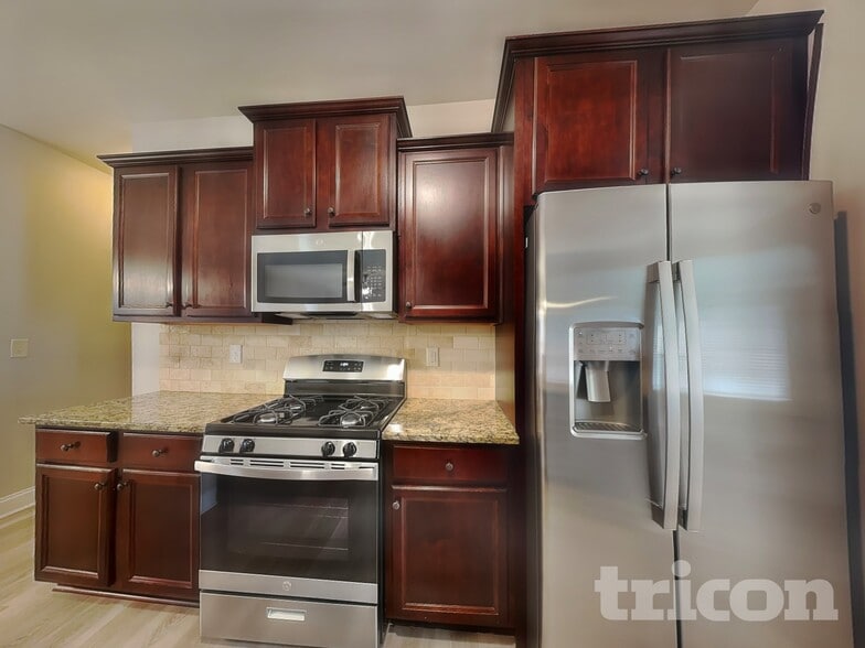 Building Photo - 1570 Campbell Ridge Ln