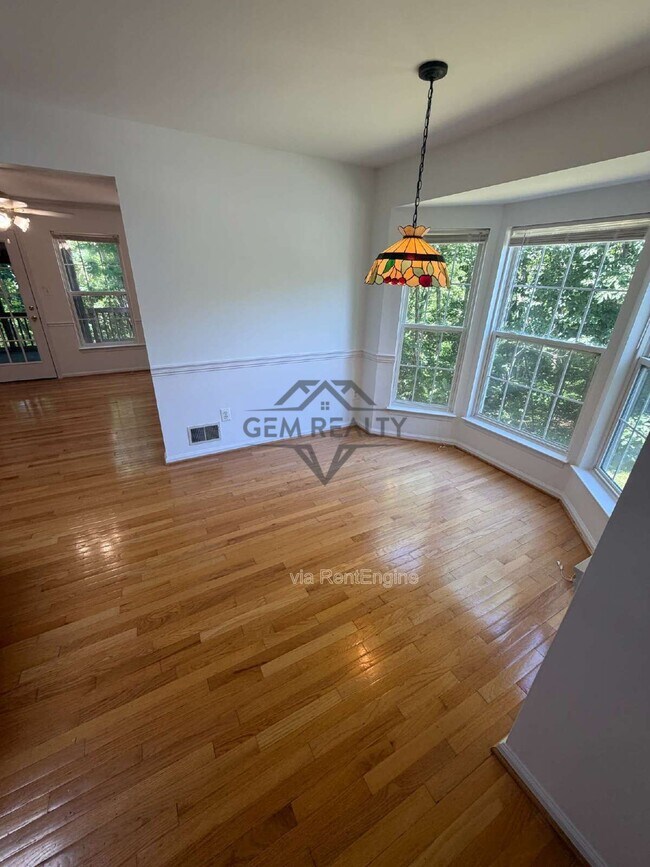 Building Photo - 4710 Turnberry Dr