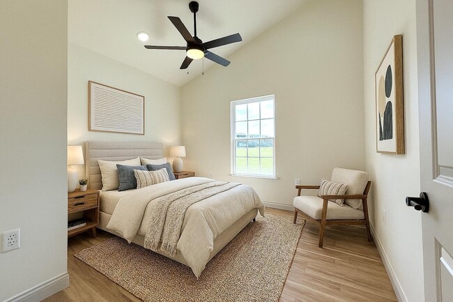 Building Photo - 321 Randolph St