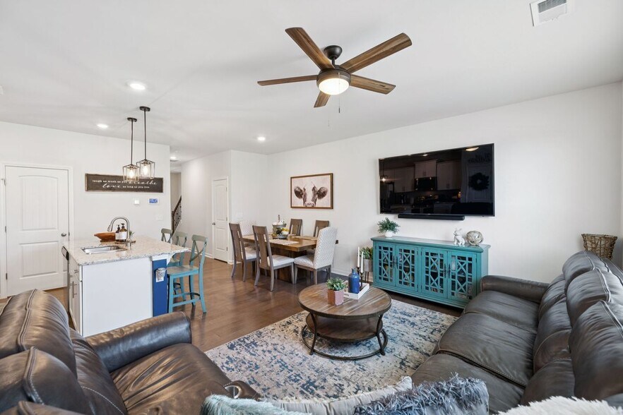 Building Photo - 4252 Grapevine Loop