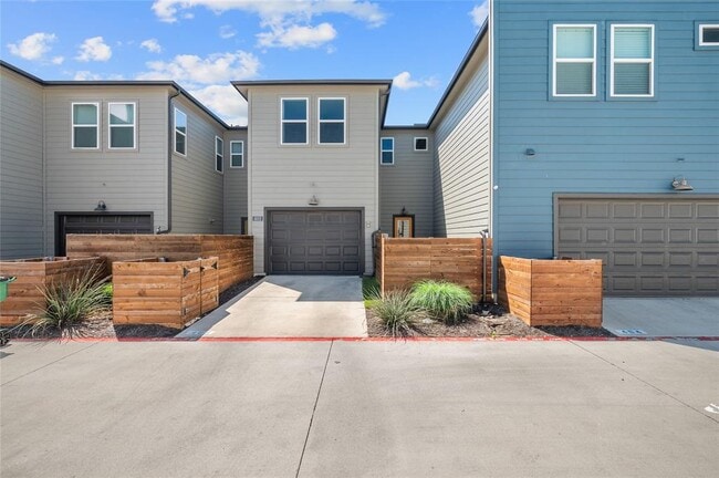 Building Photo - 9015 Cattle Baron Path