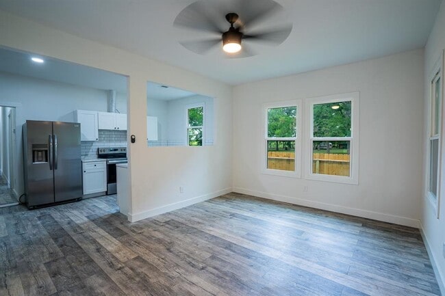 Building Photo - 689 Wilderness Trail