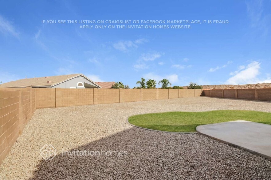 Building Photo - 1788 E Jeanne Ln