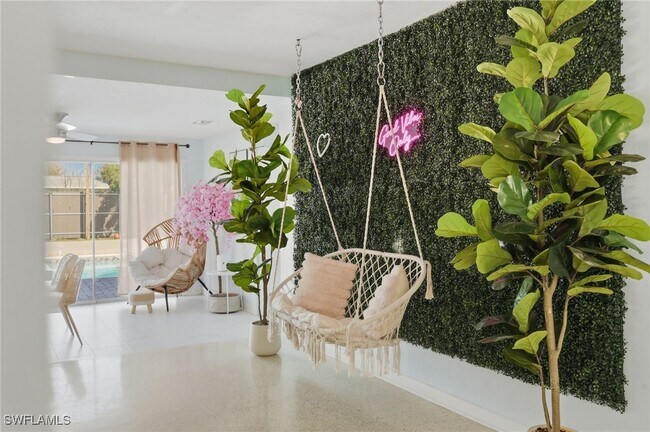 Building Photo - 4044 Country Club Blvd