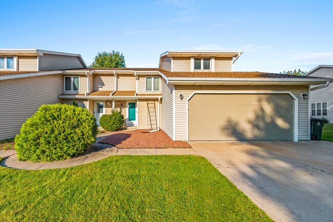 Building Photo - 2378 Cedar Rdg