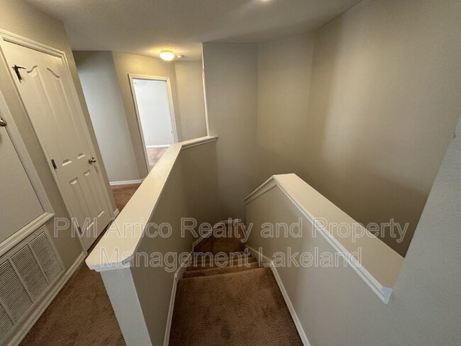 Building Photo - 6955 Lake Eaglebrooke Dr