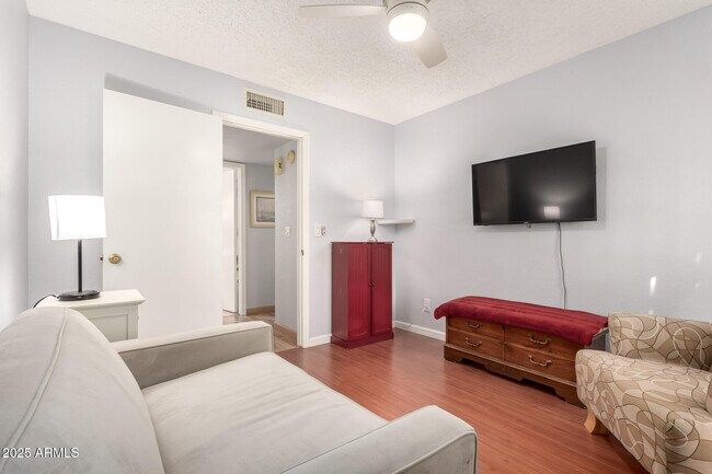 Building Photo - 9264 W Morrow Dr