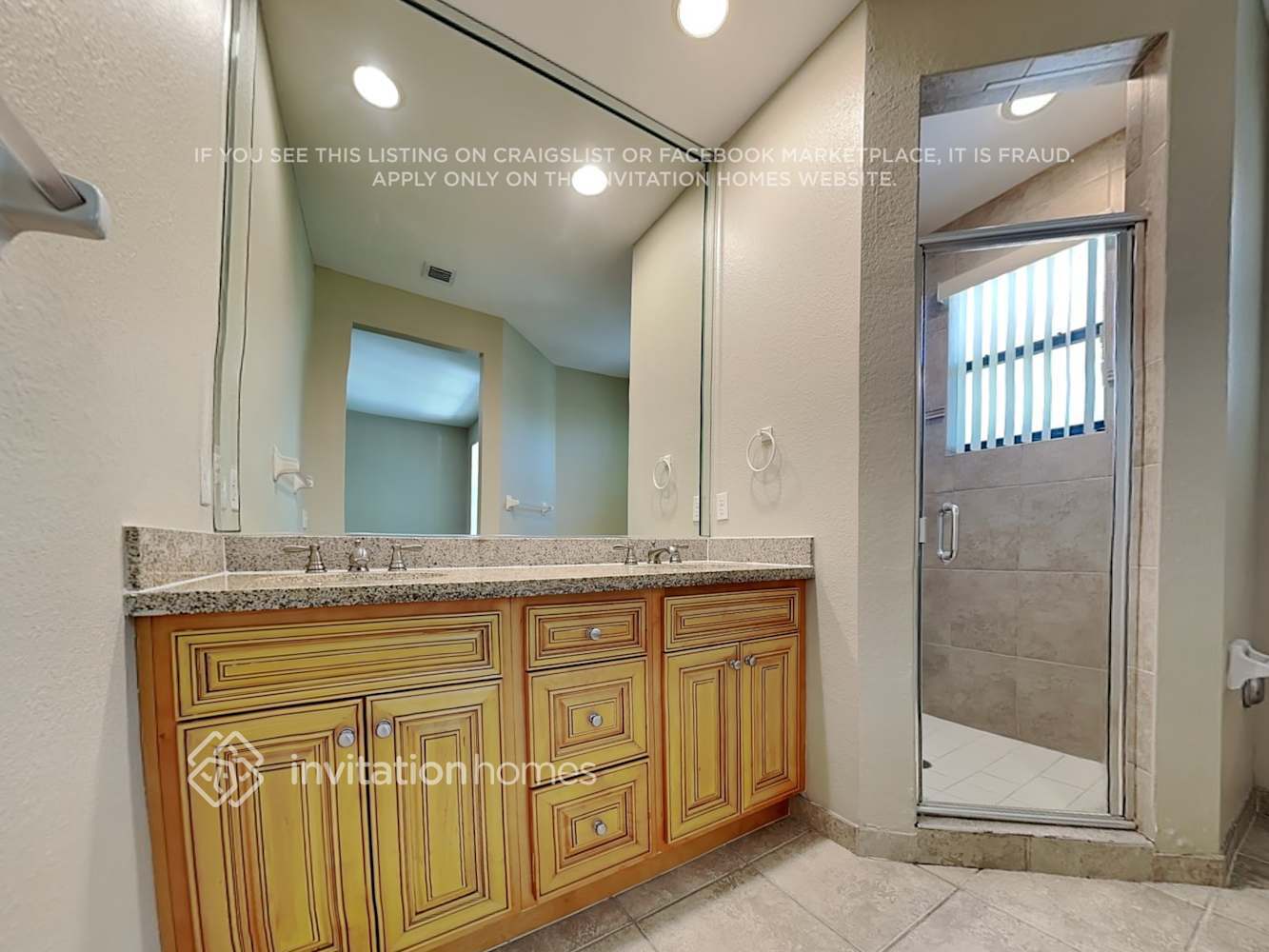 Building Photo - 3830 SW 69th Ave