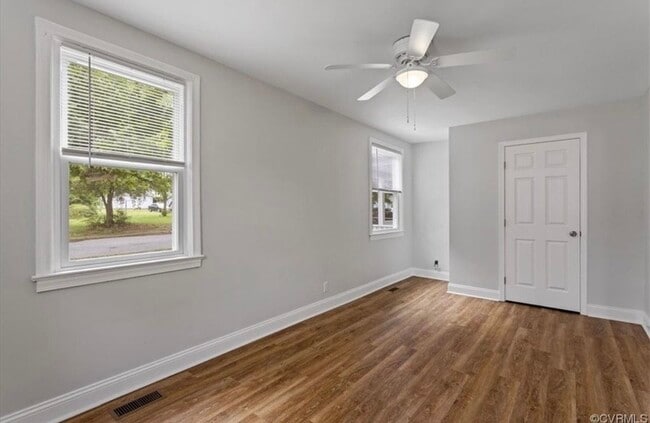 Building Photo - 326 S 20th Ave