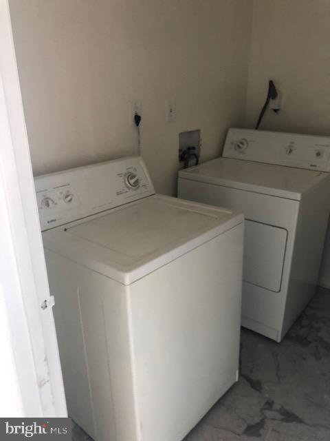 Building Photo - 1599 N East St