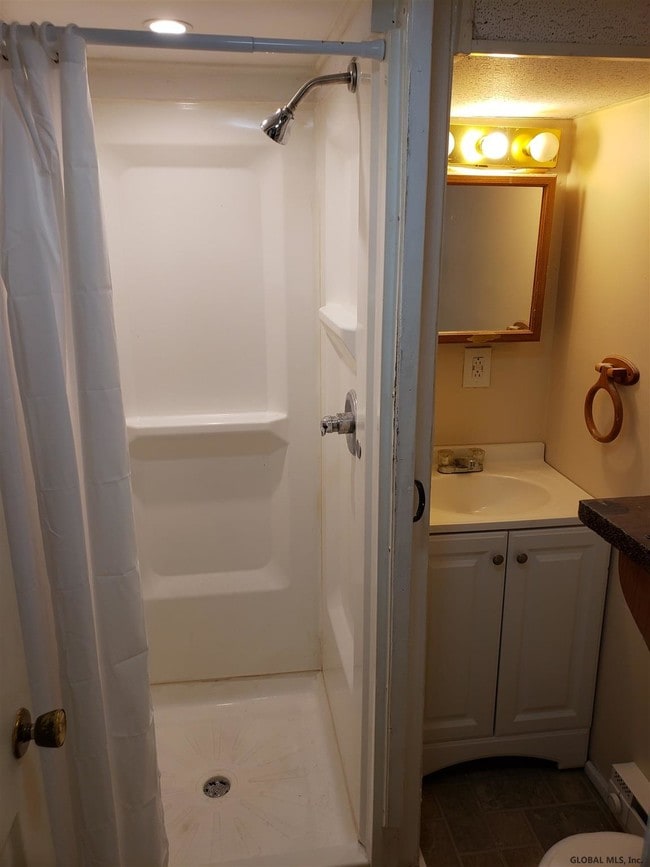 Building Photo - 718 East St