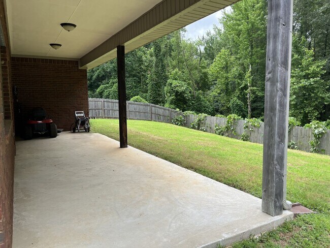 Building Photo - 123 Ivywood Cv