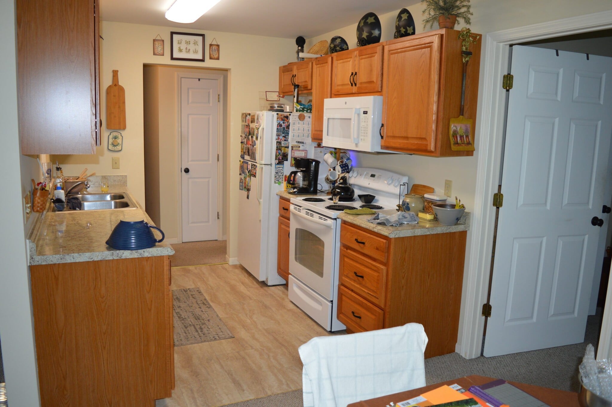 Building Photo - 928 N Thompson Dr