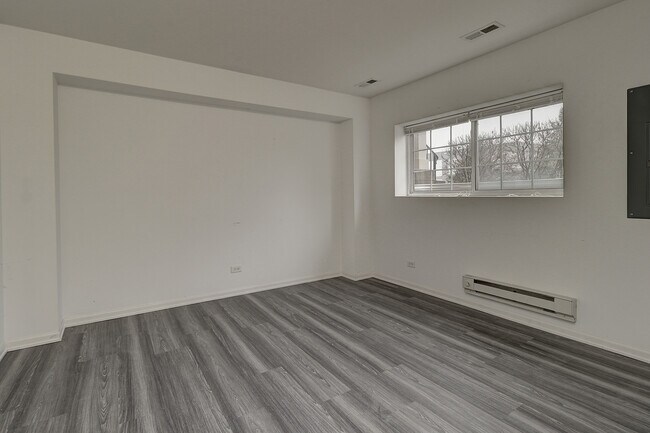 Building Photo - 24415 John Adams Dr