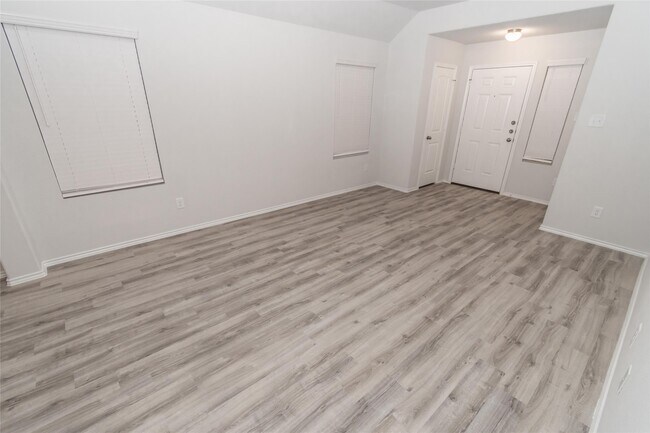 Building Photo - 3306 Fermi Dr