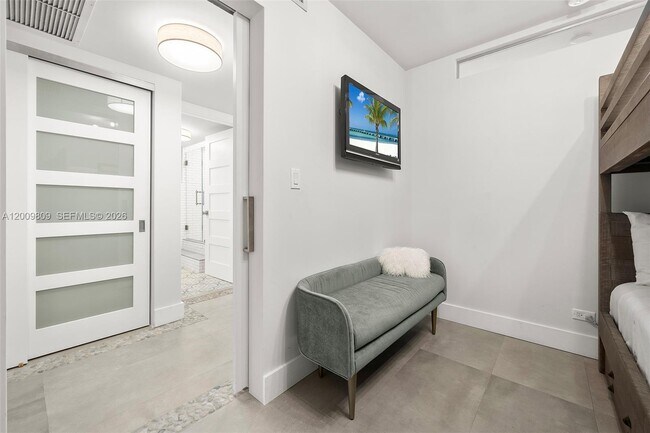 Building Photo - 2301 Collins Ave