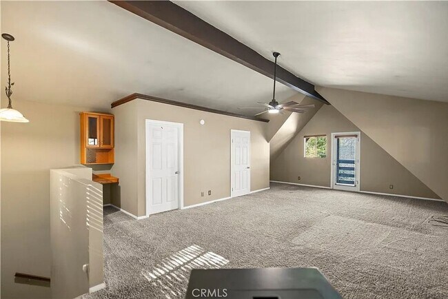 Building Photo - Charming 4BR Home with Mountain Views
