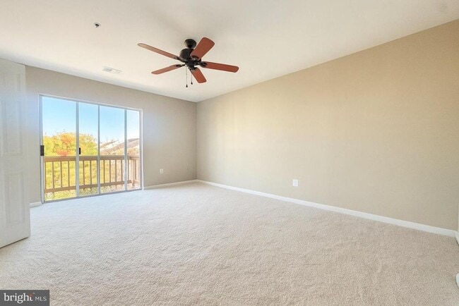 Primary Photo - 44180 Shady Glen Terrace