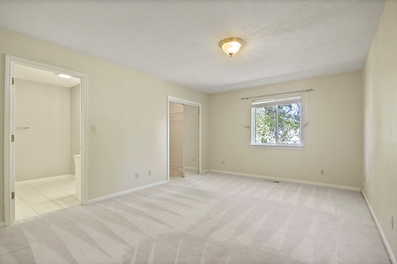 Building Photo - 711 E Brick St