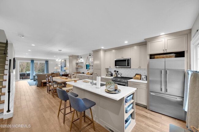 Building Photo - 51 Wyckham Rd