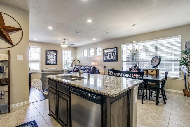 Building Photo - 3927 Cascade Sky Dr