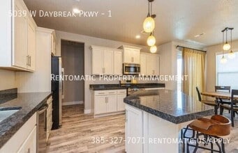 Building Photo - 5039 W Daybreak Pkwy